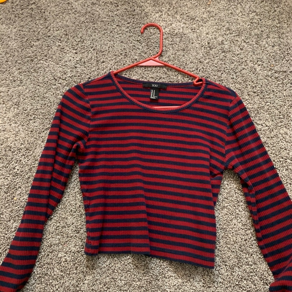 long sleeve crop top